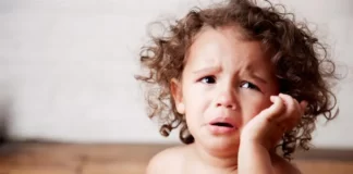 Dor de ouvido em crianças: O que é a Otite Média?