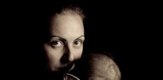 Pesquisas apontam que uma a cada quatro mulheres são vítimas de violência obstétrica