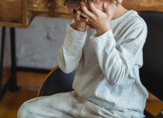 Depressão na infância: 5 sinais de que seu filho pode estar enfrentando o quadro