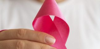 Mortalidade por câncer de mama cresce 86% em duas décadas: alimentação inflamatória é fator de risco negligenciado