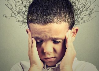 Equilíbrio emocional do adulto é decisivo nas crises de crianças com TDAH