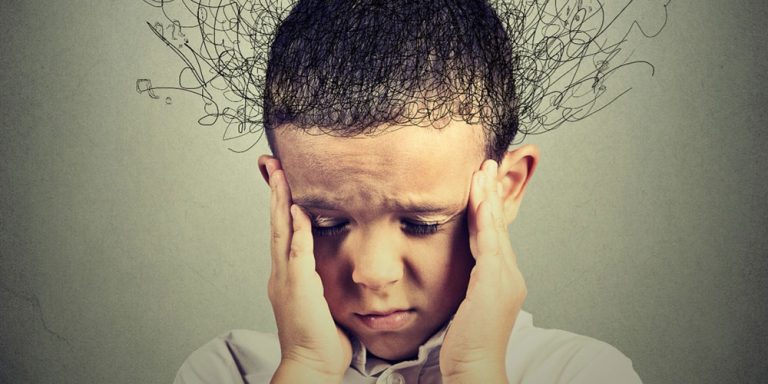 Equilíbrio emocional do adulto é decisivo nas crises de crianças com TDAH